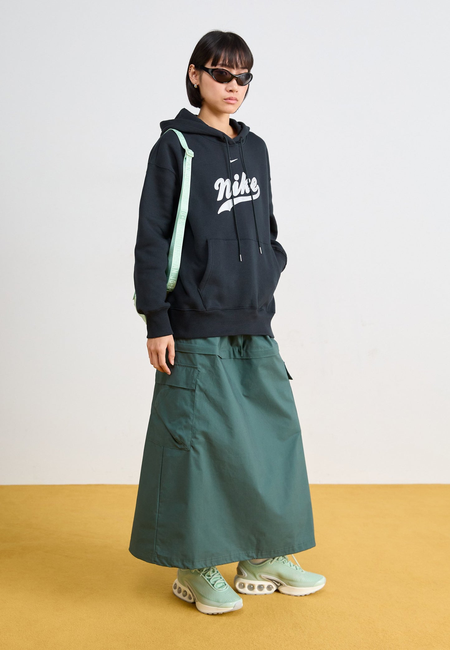 Nike Sportswear NEW - Sweatshirt - black