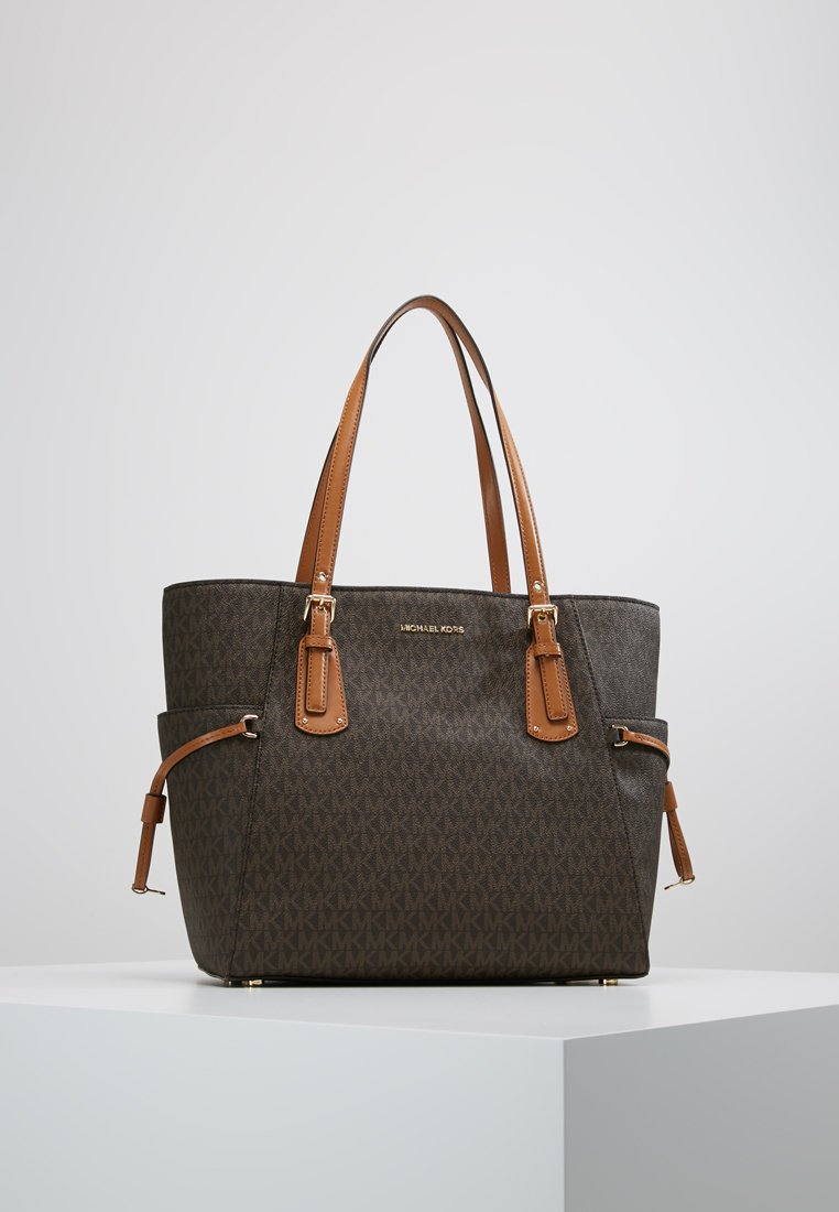 MICHAEL Michael Kors VOYAGER SIGNATURE TOTE - Sac à main - brown