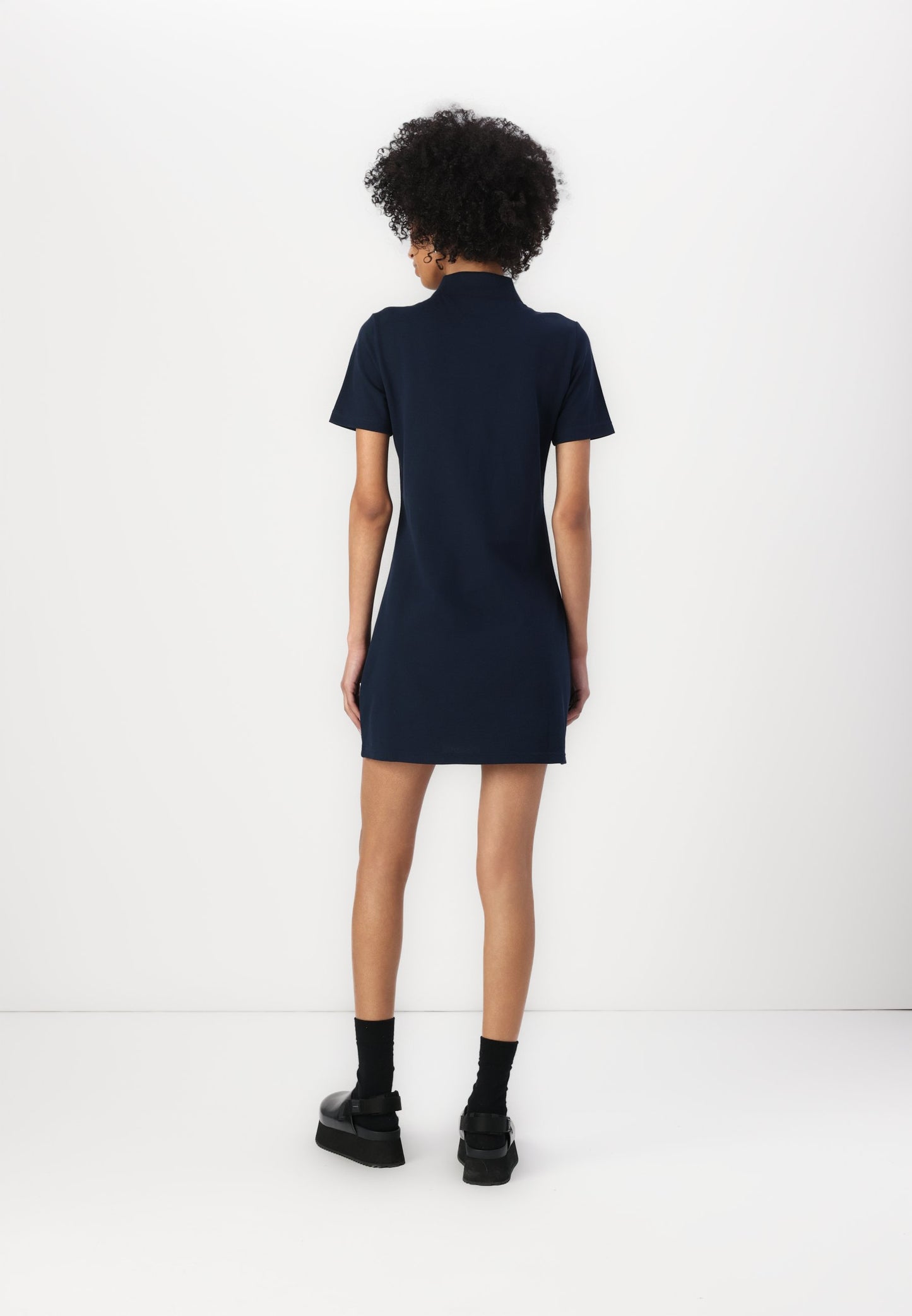 Tommy Jeans BADGE DRESS - Robe chemise - dark night navy