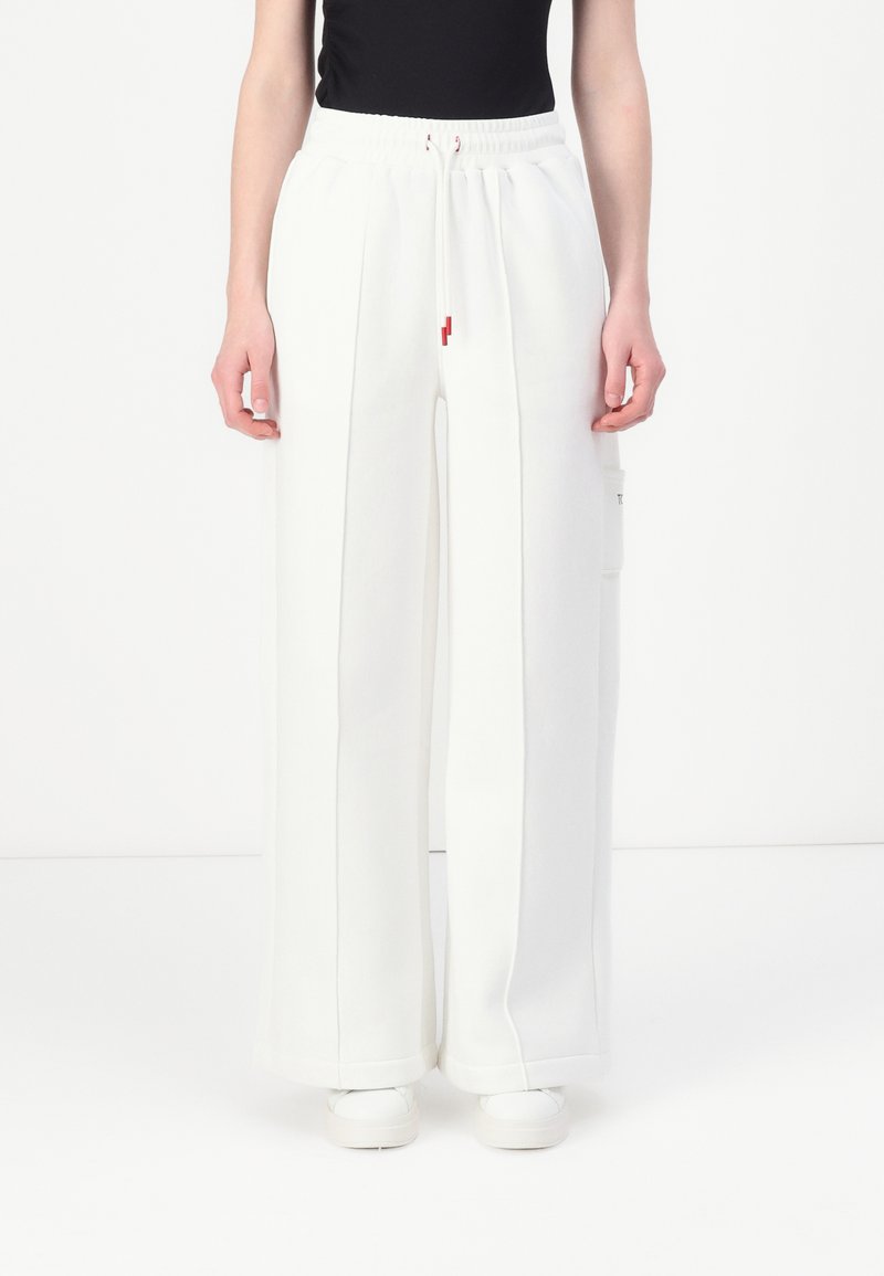 Tommy Jeans GRAPHIC PANT - Pantalon de survêtement - blanc de blanc